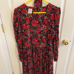 Laura Ashley Christmas Corduroy Dress US 14 Red and Green